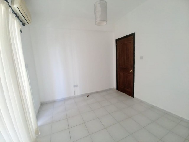 Flat To Rent in Girne Merkez, Kyrenia