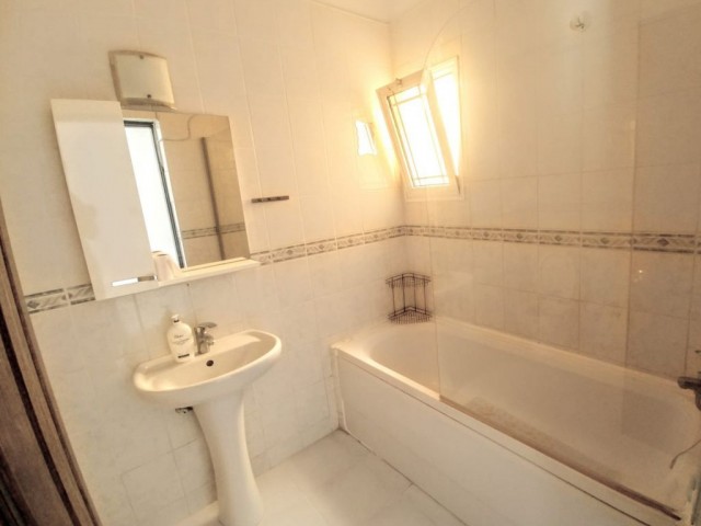 Flat To Rent in Girne Merkez, Kyrenia