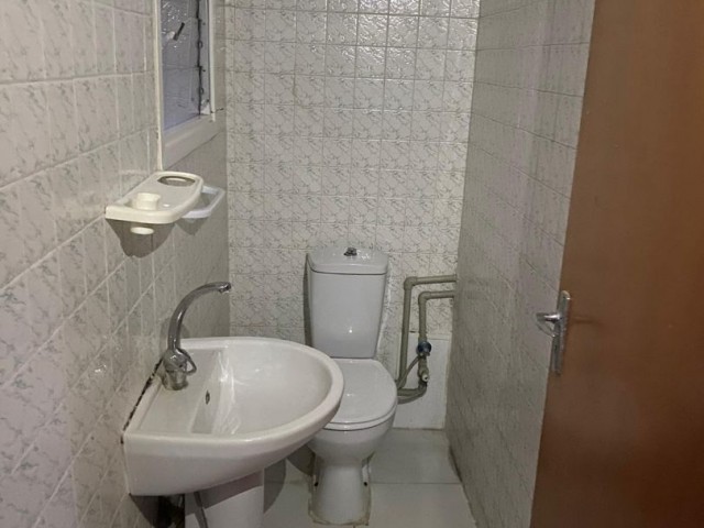 MERIT LEFKOŞA YANINDA SATILIK 3+1 DAİRE