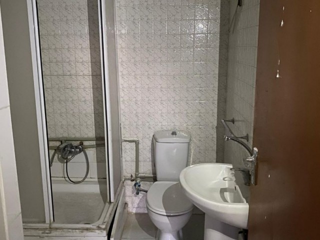 MERIT LEFKOŞA YANINDA SATILIK 3+1 DAİRE