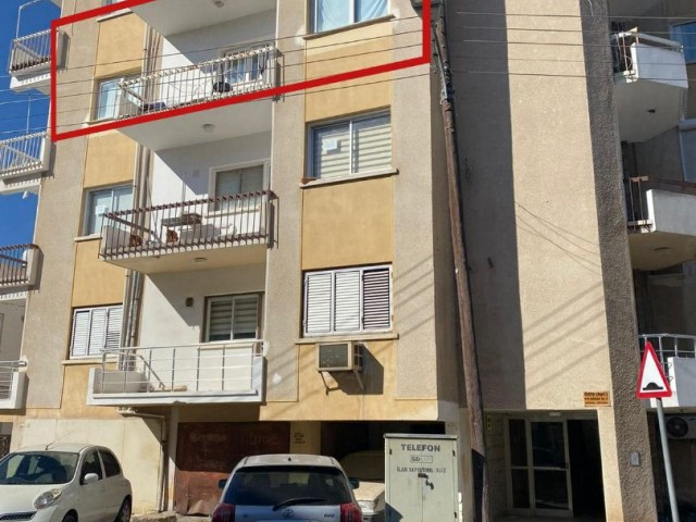 MERIT LEFKOŞA YANINDA SATILIK 3+1 DAİRE