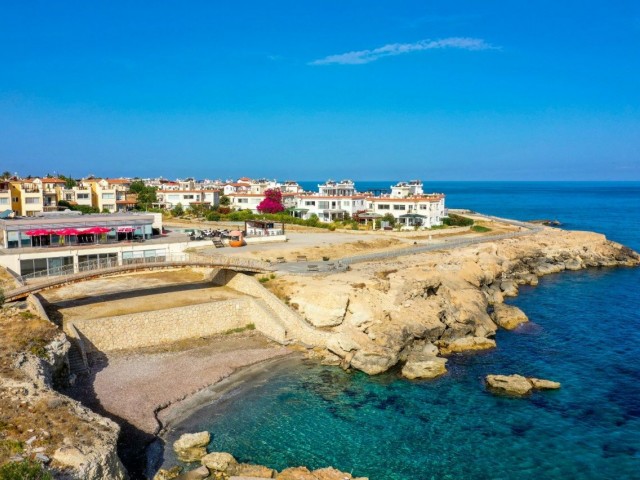 IMMOBILIEN ZUM VERKAUF IN KYRENIA LAPTA AM MEER ** 