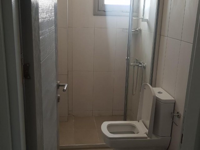 Lefkoşa Kızılbaş bölgesinde Duraklara yakın 1+1 daire