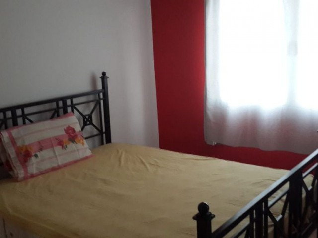 Lefkoşa Ortaköy de Lemar yakınında kiralık 3+1 büyük daire 