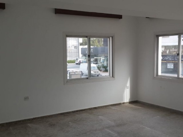 Office To Rent in Küçük Kaymaklı, Nicosia