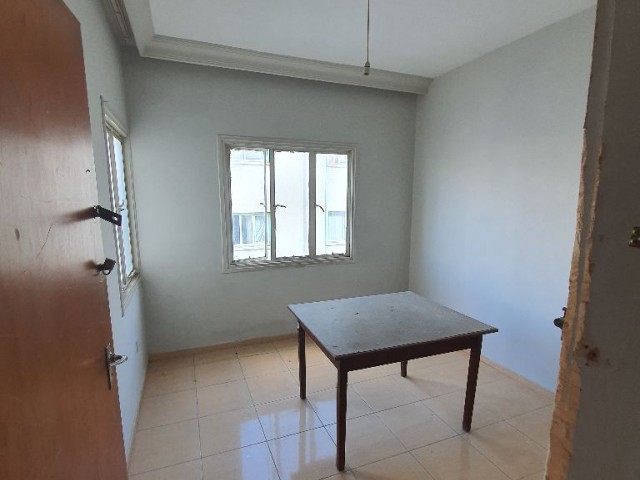 Flat To Rent in Köşklüçiftlik, Nicosia