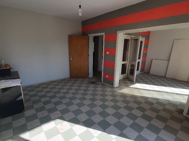 Flat To Rent in Köşklüçiftlik, Nicosia