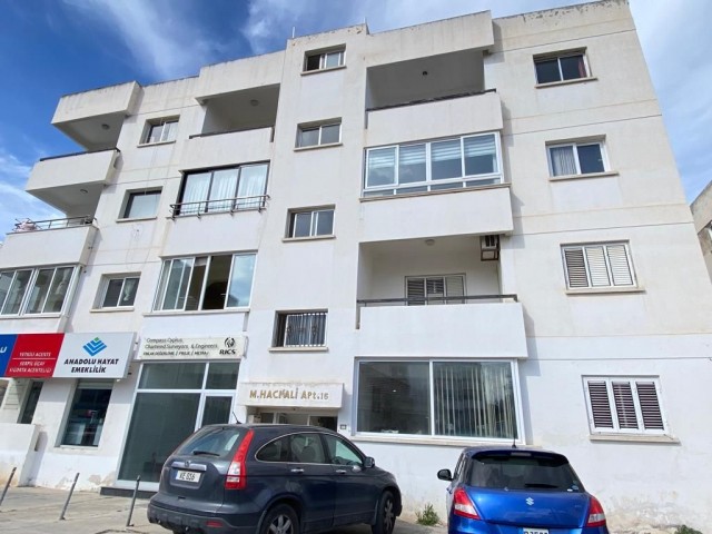 3+2 large apartment for rent in Kşklüçiftlik area of Nicosia 