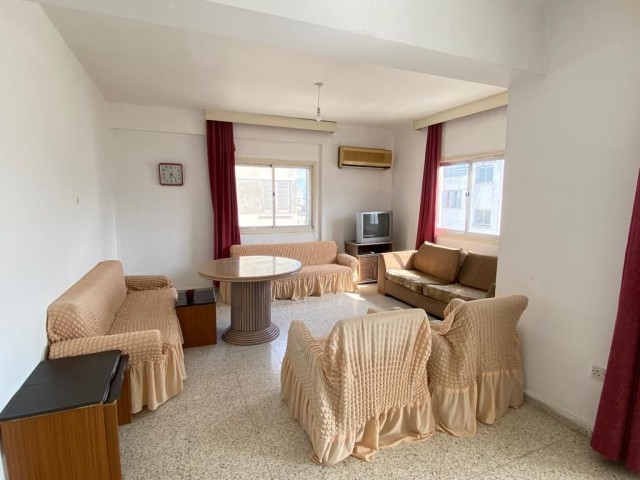 3+2 large apartment for rent in Kşklüçiftlik area of Nicosia 