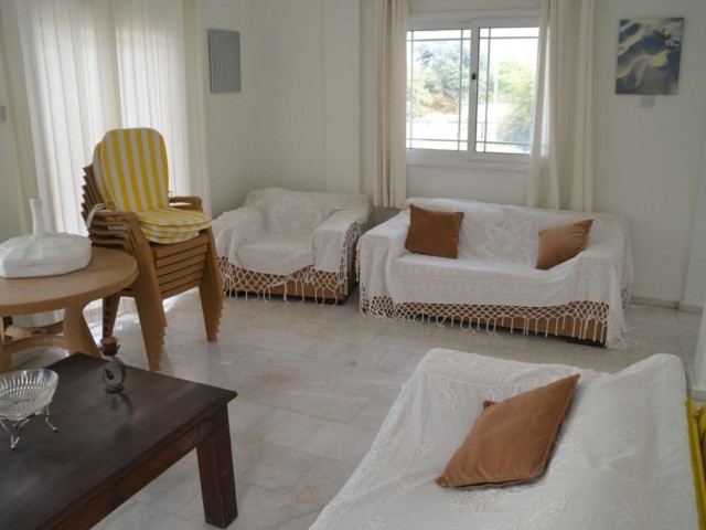 Price reduced! Good location stunning 3 bedroom furnished villa with private swimming pool and garden 