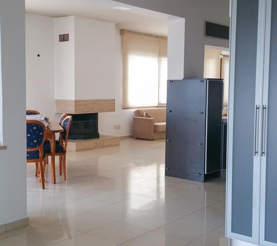 Küçük Kaymaklı'da 1+1 Kiralık Geniş Penthouse