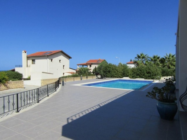 4 Bedroom Villa with Sea Views - Fully Furnished Key Ready To Move In