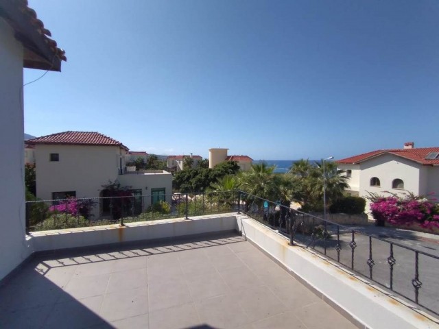 4 Bedroom Villa with Sea Views - Fully Furnished Key Ready To Move In