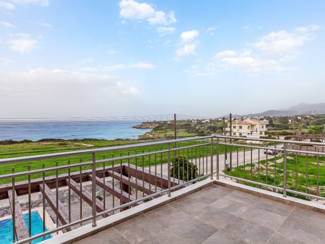 Stone Feature 3 Bed Villa With T-Shaped Pool Only 150m From The Sea   