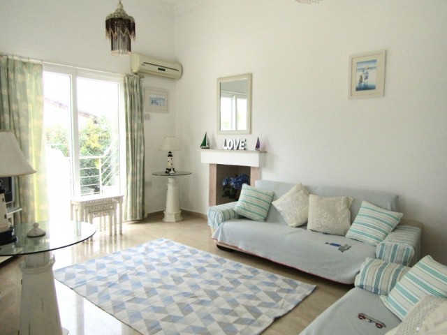 4 Bedroom Villa in Seafront location