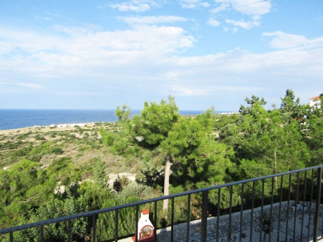 REDUCED Spectacular Views From Beautiful 3 Bedroom Stone Bungalow
