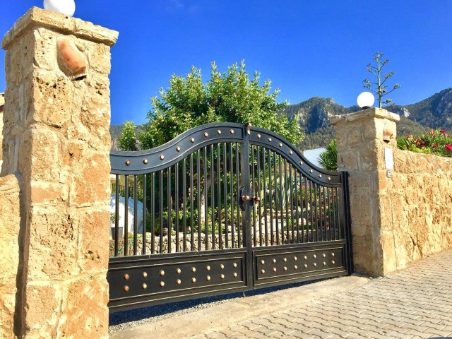 Satılık Villa-Esentepe, Girne