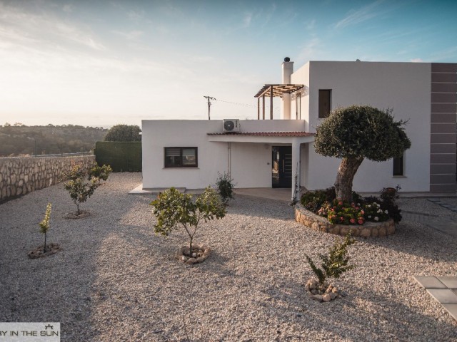 Amazing Views 3 Bedroom Refurbished Villa With Private Pool   