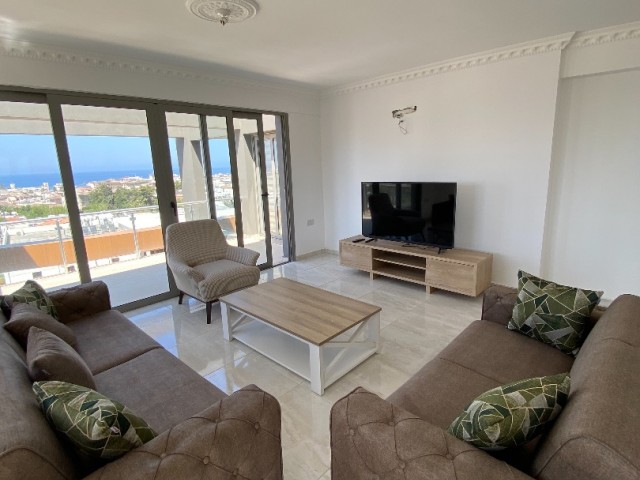 2+1 LUXURIOUS PENTHOUSE FOR RENT IN KYRENIA CITY CENTER 