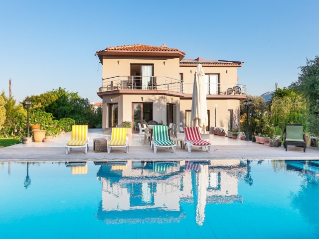 Available in April❗️4+1 ULTRA LUXURIOUS VILLA ✔️ In approximately 2 donum