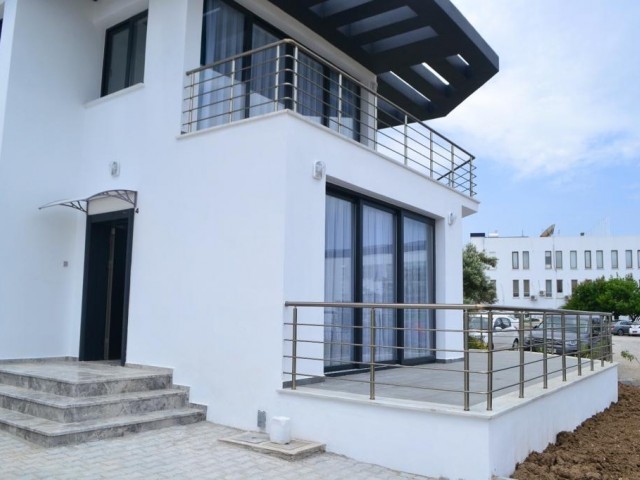 VILLA TO LET IN KARAOĞLANOĞLU 