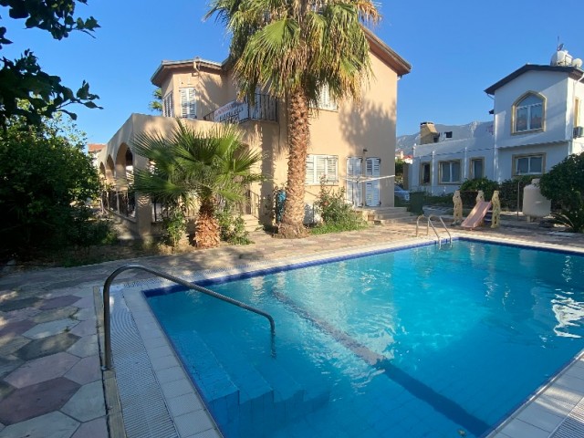 VILLA FOR RENT WITH PRIVATE POOL AND GARDEN