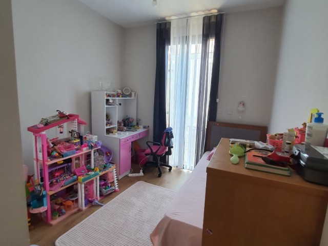 ALSANCAKTA ÖZEL SİTEDE LÜKS 3+1 PENTHOUSE 