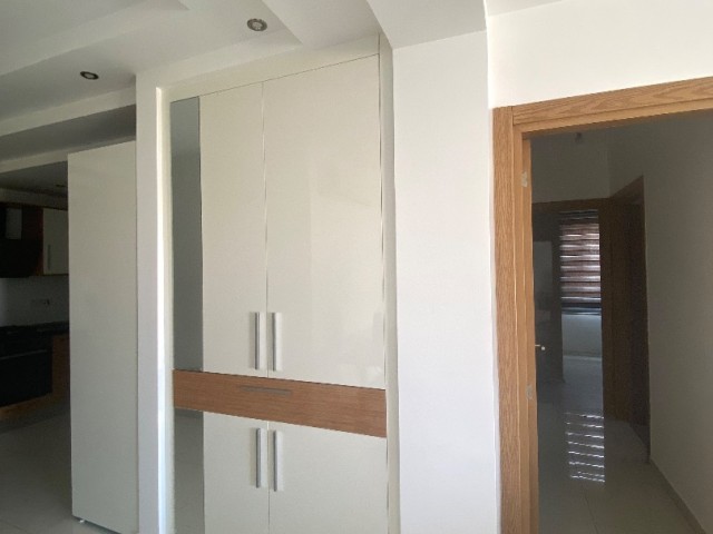 ELEKTROKUR CİVARINDA ANA CADDE ÜZERİ 2+1