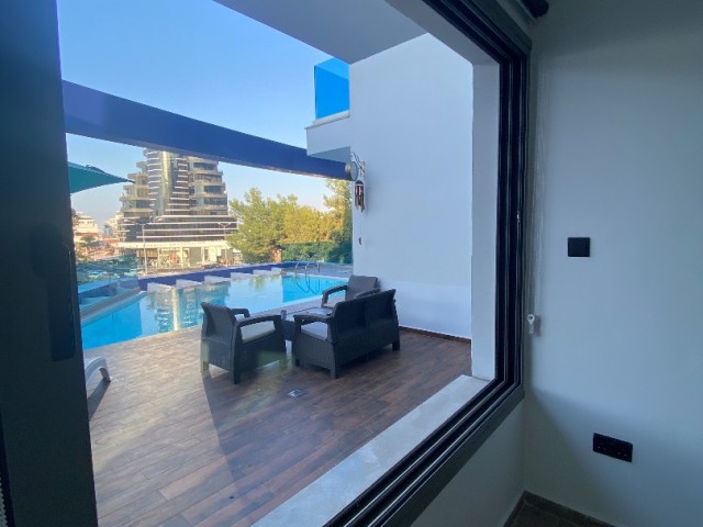 2+1 IN THE CITY CENTER WITH SHARED POOL