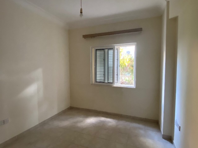 3+1 FLAT FOR SALE WITH GARDEN WITH WALKING DISTANCE TO MACCARA SHOP