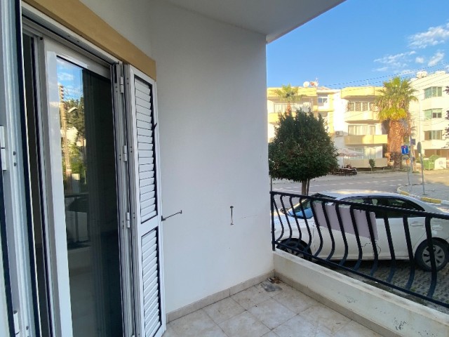 3+1 FLAT FOR SALE WITH GARDEN WITH WALKING DISTANCE TO MACCARA SHOP