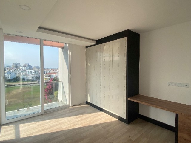 2+1 DUPLEX, BRANDNEUES PENTHOUSE !  ** 