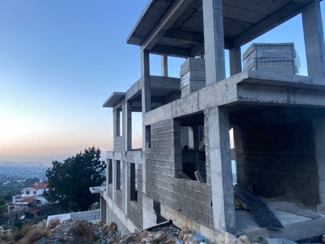 MEER- UND BERGBLICK AUF JEDER ETAGE! IN UNSEREM SPEZIALPROJEKT GIBT ES NUR 4 VILLEN, DIE SIE VOR ORT BESEHEN MÜSSEN. ❗️ FÜR LEBENSSTILSUCHER ❗️