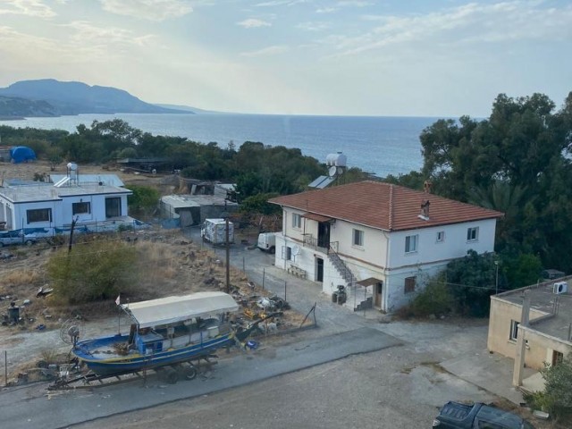 45-ZIMMER-HOTEL-GELEGENHEIT AUF EINEM 3-DECRES-GRUNDSTÜCK AN DER HAUPTSTRAßE MIT BLICK AUF DAS MEER