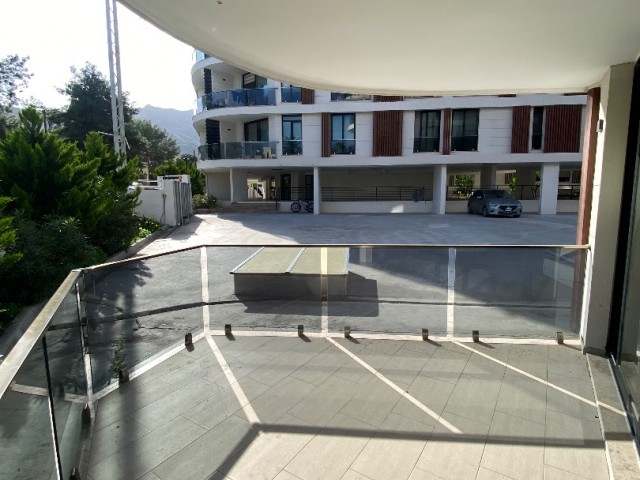 2+1 IM ZENTRUM MIT GEMEINSAMER POOL, GYM UND RESTAURANT