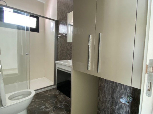 2+1 FLAT IN GIRNE CENTER WITH EN SUIT BEDROOM