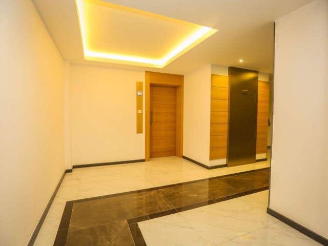 Flat For Sale in Aşağı Girne, Kyrenia