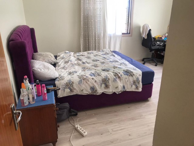 LEFKOŞA/YENİŞEHİR'DE SATILIK DAİRE