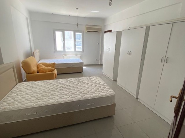 Business To Rent in Aşağı Girne, Kyrenia