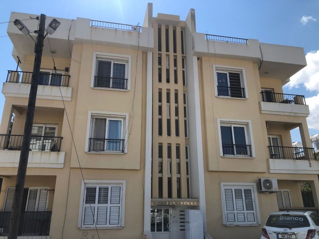 Flat To Rent in Aşağı Girne, Kyrenia