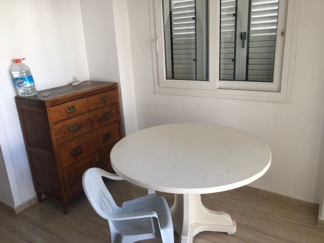 Flat To Rent in Aşağı Girne, Kyrenia