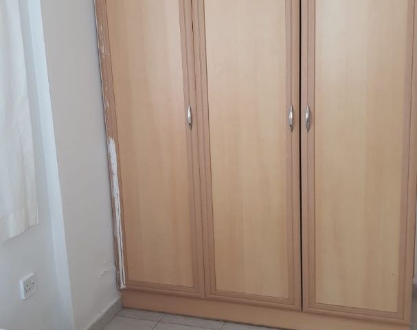 GİRNE MERKEZDE KİRALIK 2+1 EŞYALI DAİRE