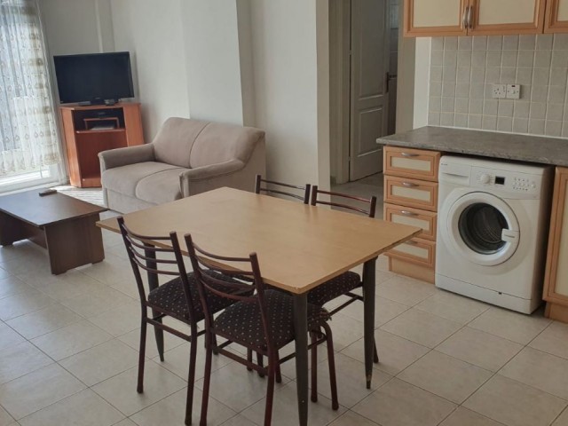 GİRNE MERKEZDE KİRALIK 2+1 EŞYALI DAİRE