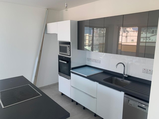 Flat To Rent in Aşağı Girne, Kyrenia