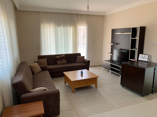 Flat To Rent in Zeytinlik, Kyrenia