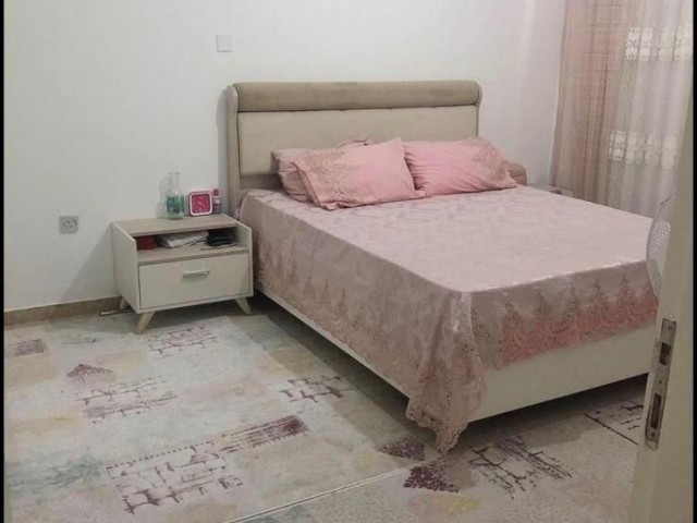 LEFKOŞA/DEREBOYU'NDA KİRALIK LÜKS FUL EŞYALI DAİRE