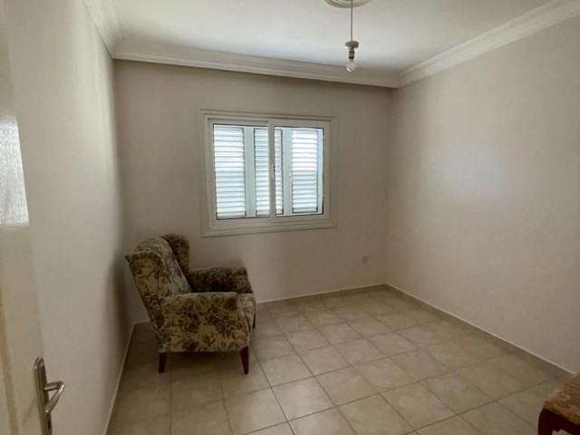 Penthouse Kaufen in Aşağı Girne, Kyrenia