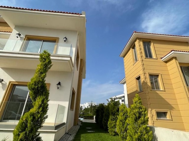 VILLAS FOR SALE IN KYRENIA/ALSANCAK ** 