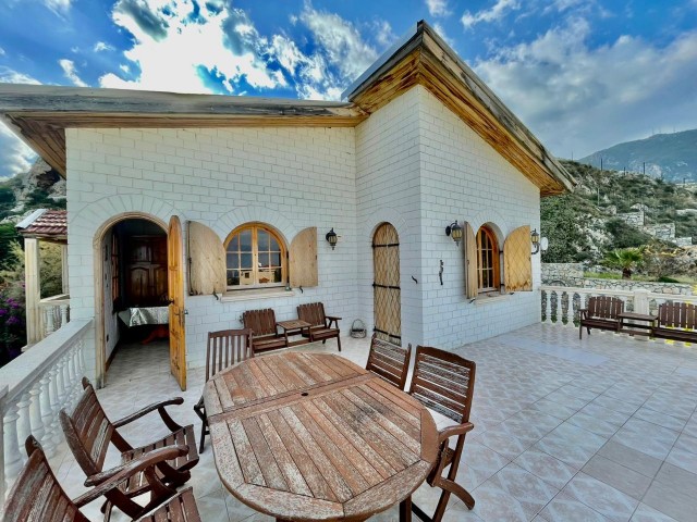 MAGNIFICENT VIEW VILLA FOR SALE IN KYRENIA/LAPTA ** 