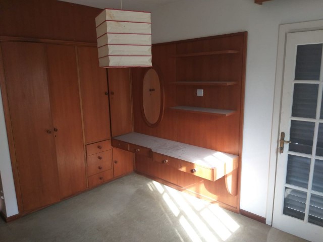 NIKOSIA / PAVILIONPAIRT TE CUSTOM DESIGN PRESTIGE WOHNUNG ZU VERMIETEN IN EINEM GEBÄUDE ** 